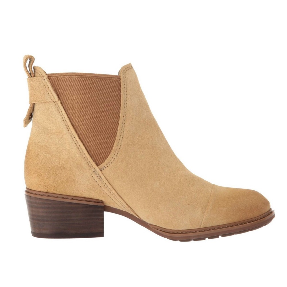 Timberland Women's Sutherlin Bay Stretch Chelsea Boots